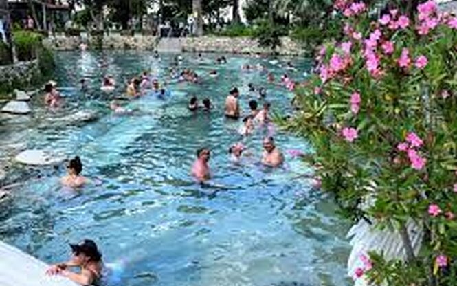 İSTANBUL ÇIKIŞLI PAMUKKALE TURU